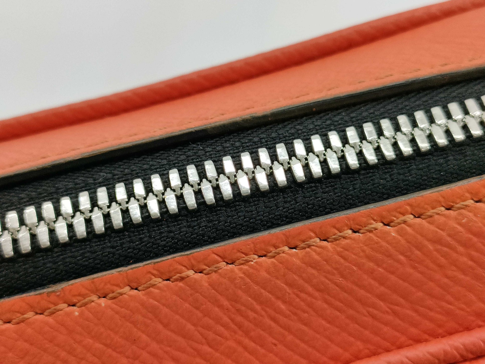 LOUIS VUITTON M30430 Taiga Louis Vuitton Taiga Rama Bum Bag Orange Body Bag M30430 FO0250 Waist Bag