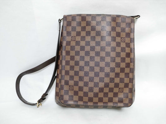 LOUIS VUITTON N51302 Damier Musette Shoulder Bag