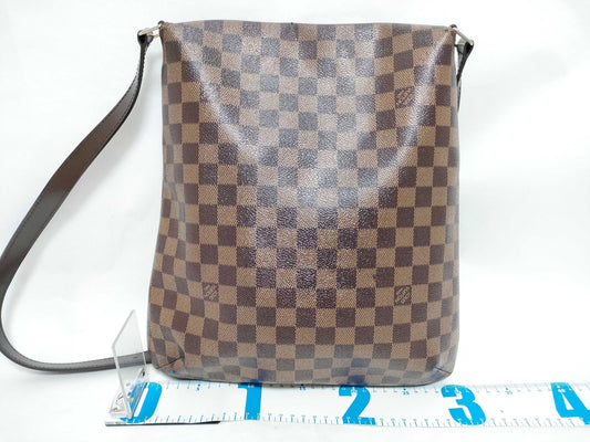 LOUIS VUITTON N51302 Damier Musette Shoulder Bag