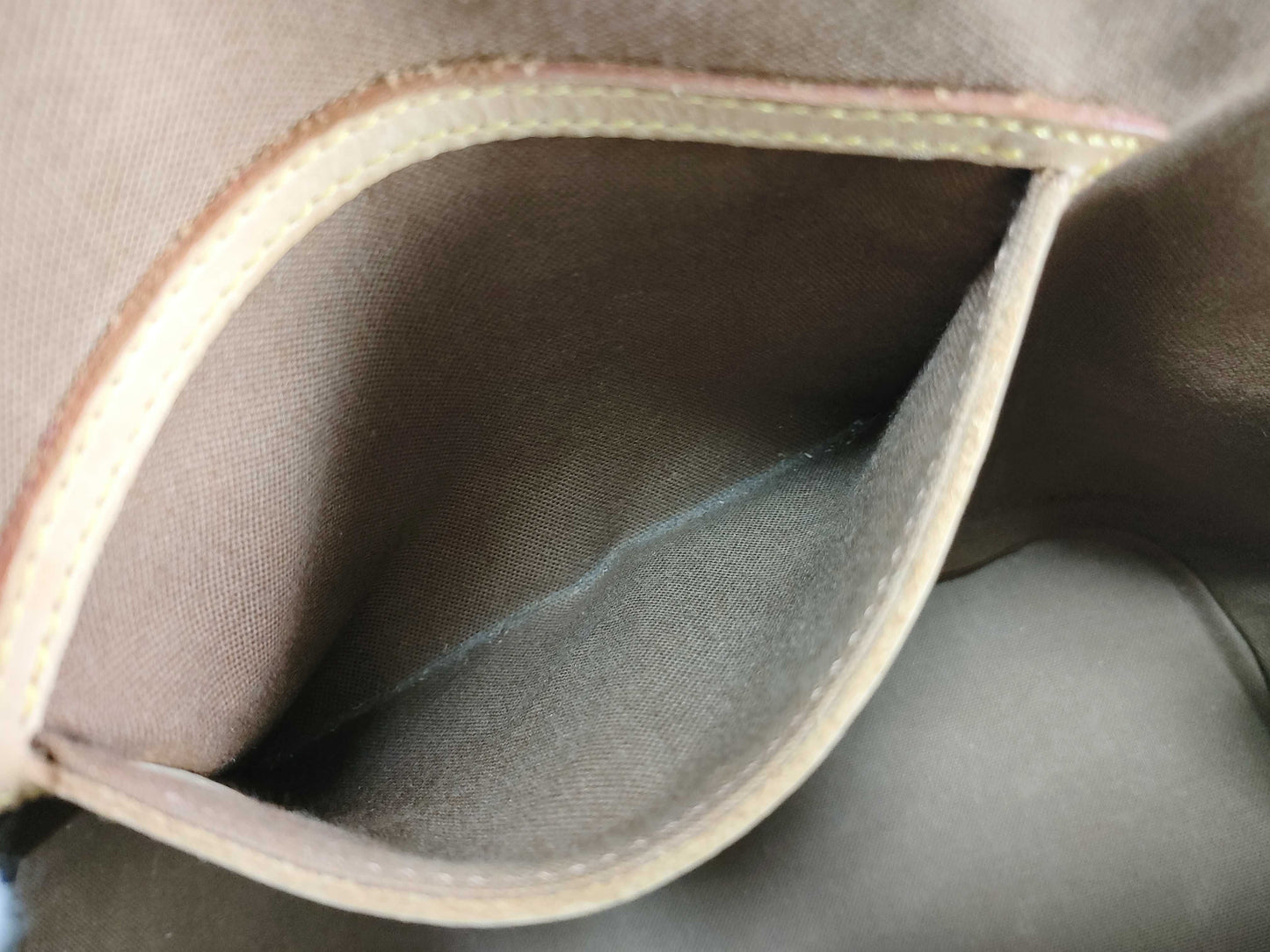 LOUIS VUITTON M51130 Monogram LOUIS VUITTON Alma Monogram Handbag Handbag