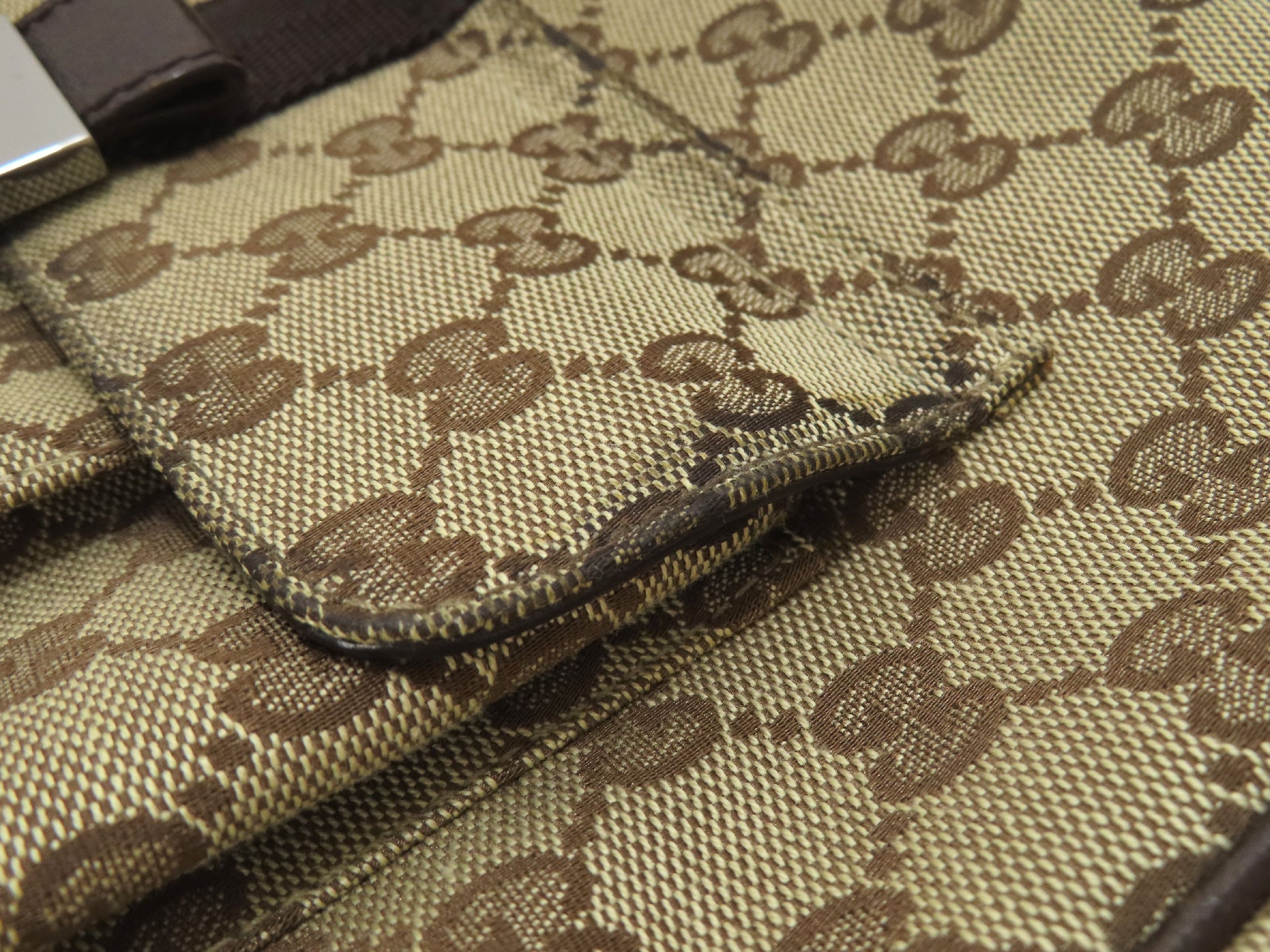 GUCCI GG Canvas Shoulder Bag Shoulder Bag