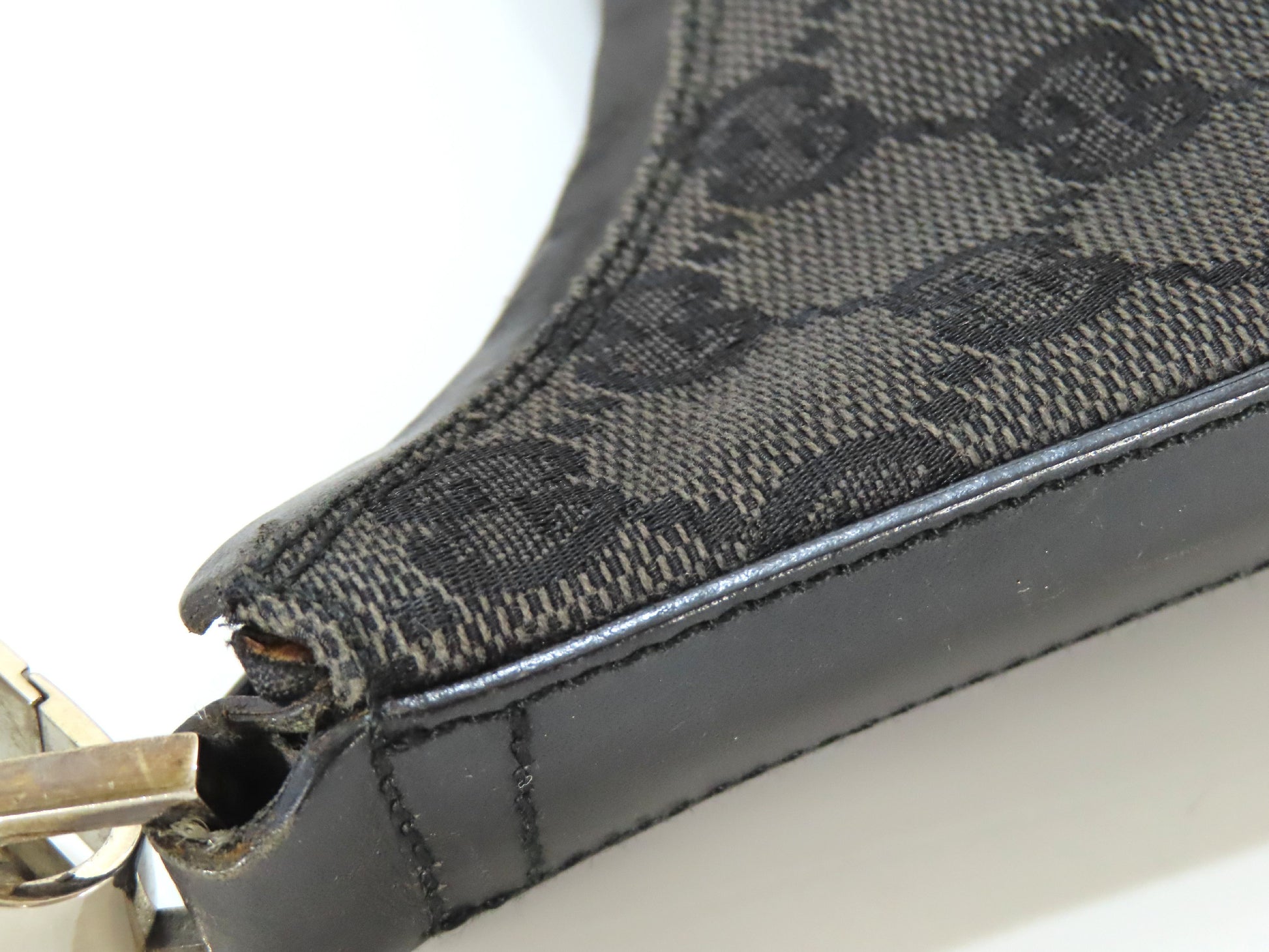 GUCCI GG Canvas GG Canvas x Leather One-Shoulder Bag Shoulder Bag