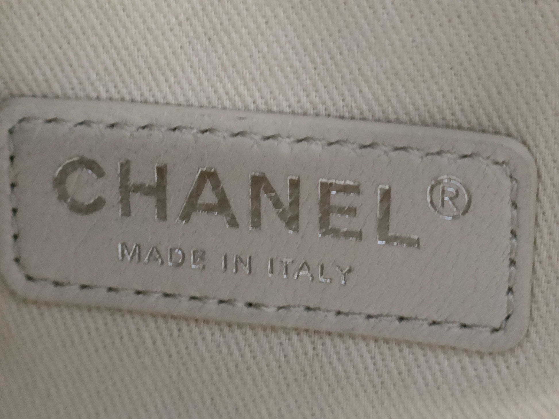 CHANEL Lambskin Matelasse Lamb 2-Way Chain Shoulder Bag