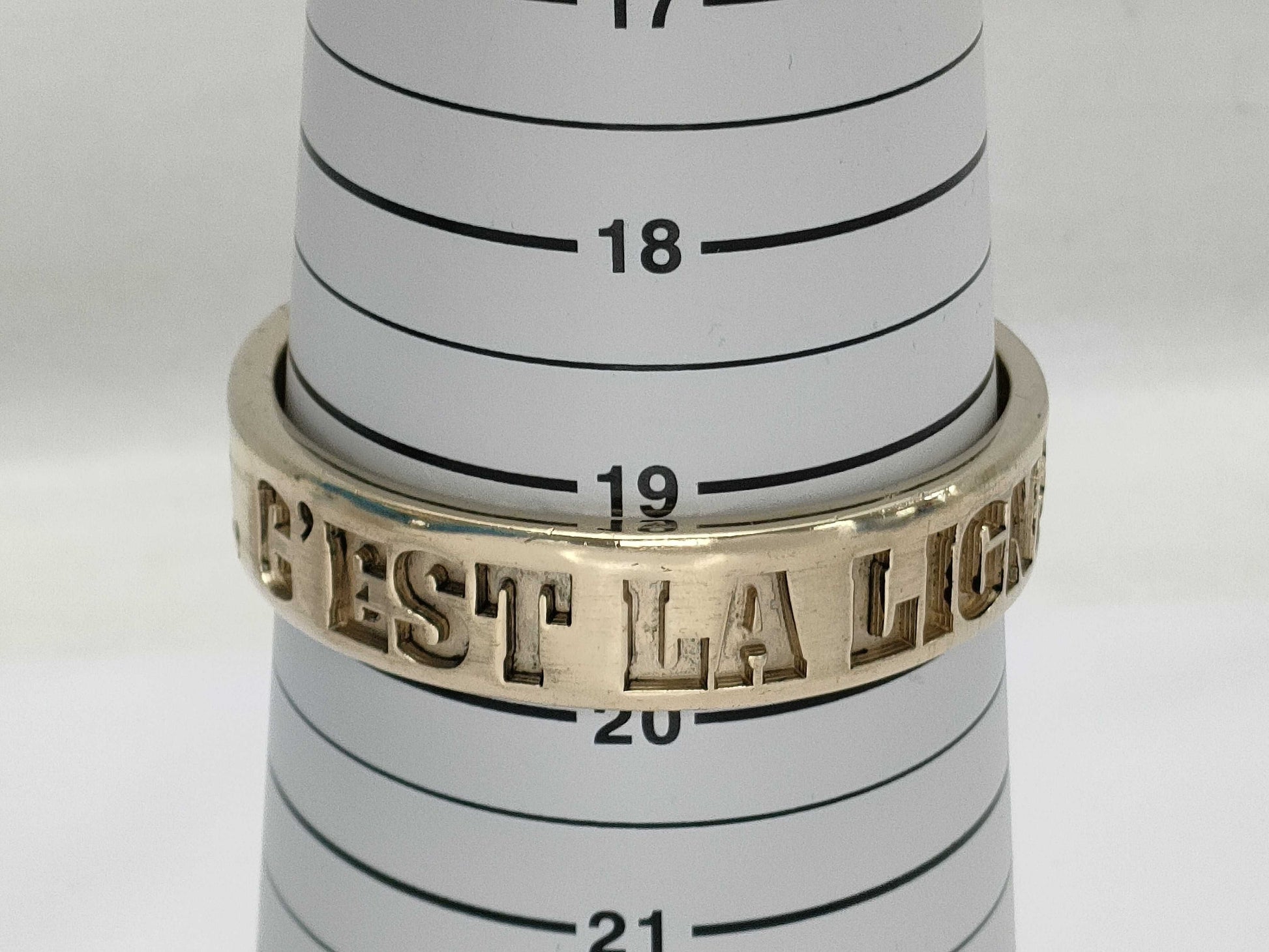 CHANEL Bangle with Rice Bracelet/Bangle