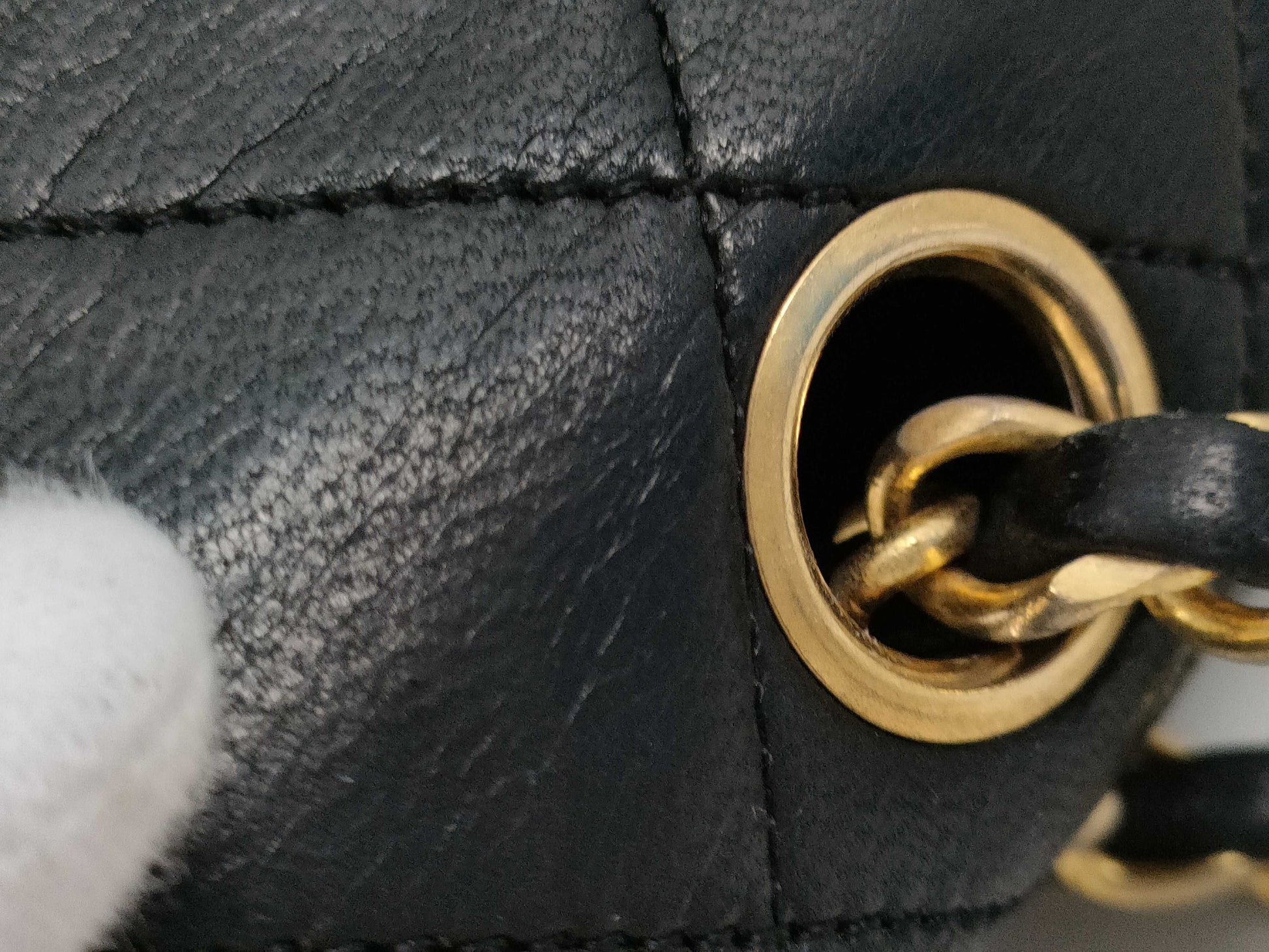CHANEL Matelasse Chain Shoulder Bag Lamb Shoulder Bag
