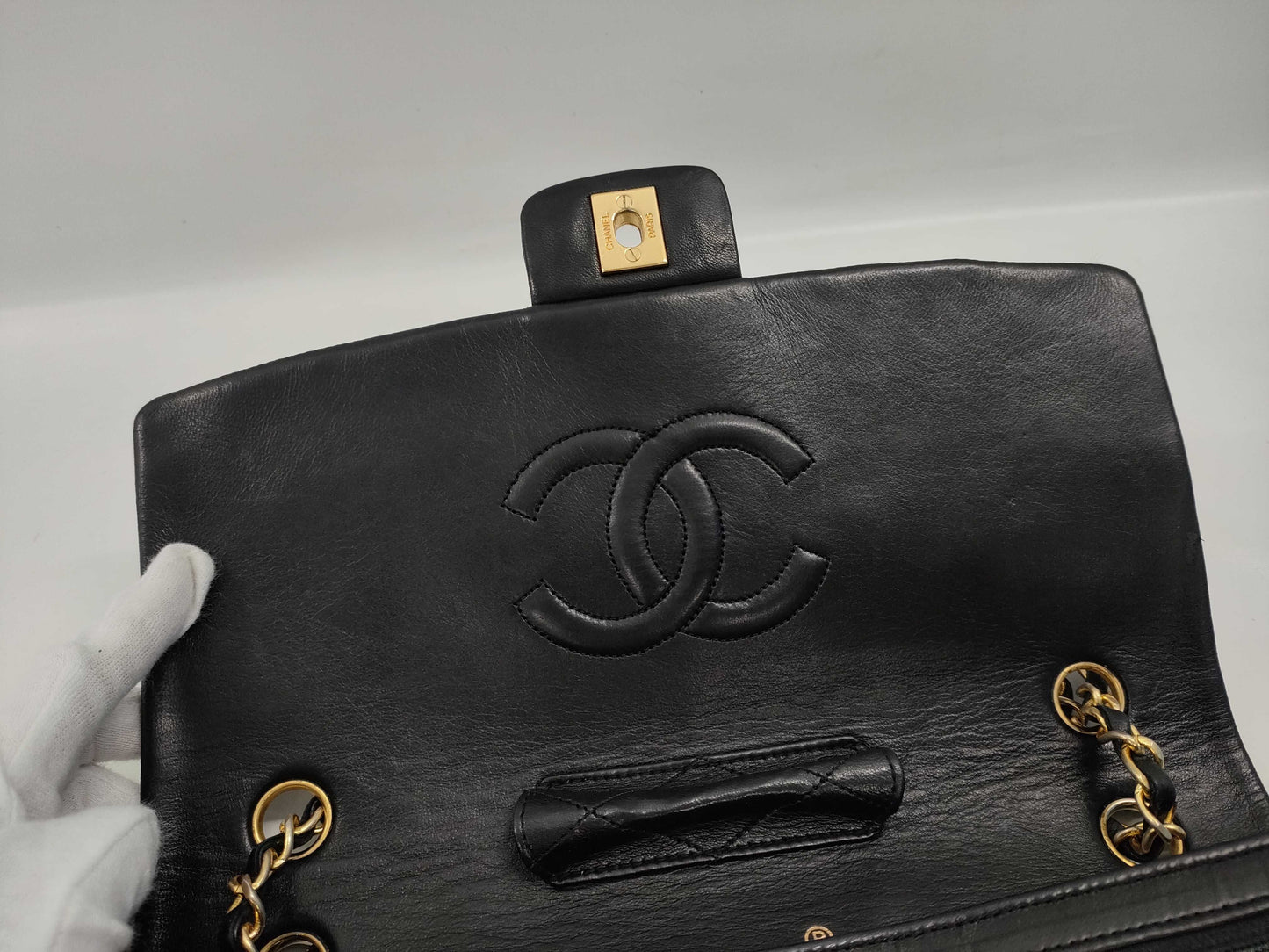 CHANEL Matelasse Chain Shoulder Bag Lamb Shoulder Bag