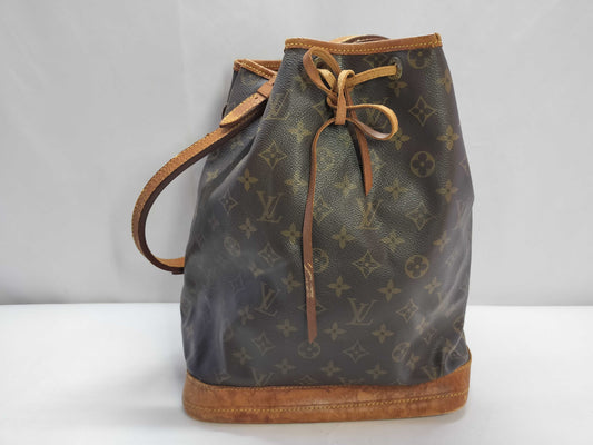LOUIS VUITTON Monogram Noe M42224 AR1911 Shoulder Bag