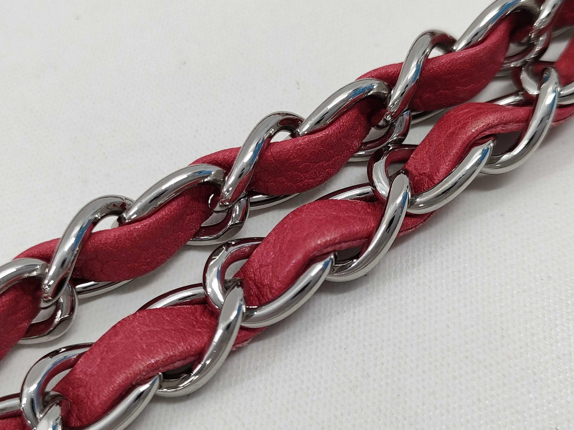 CHANEL Matelasse Chain Shoulder Bag in Red Caviar Leather