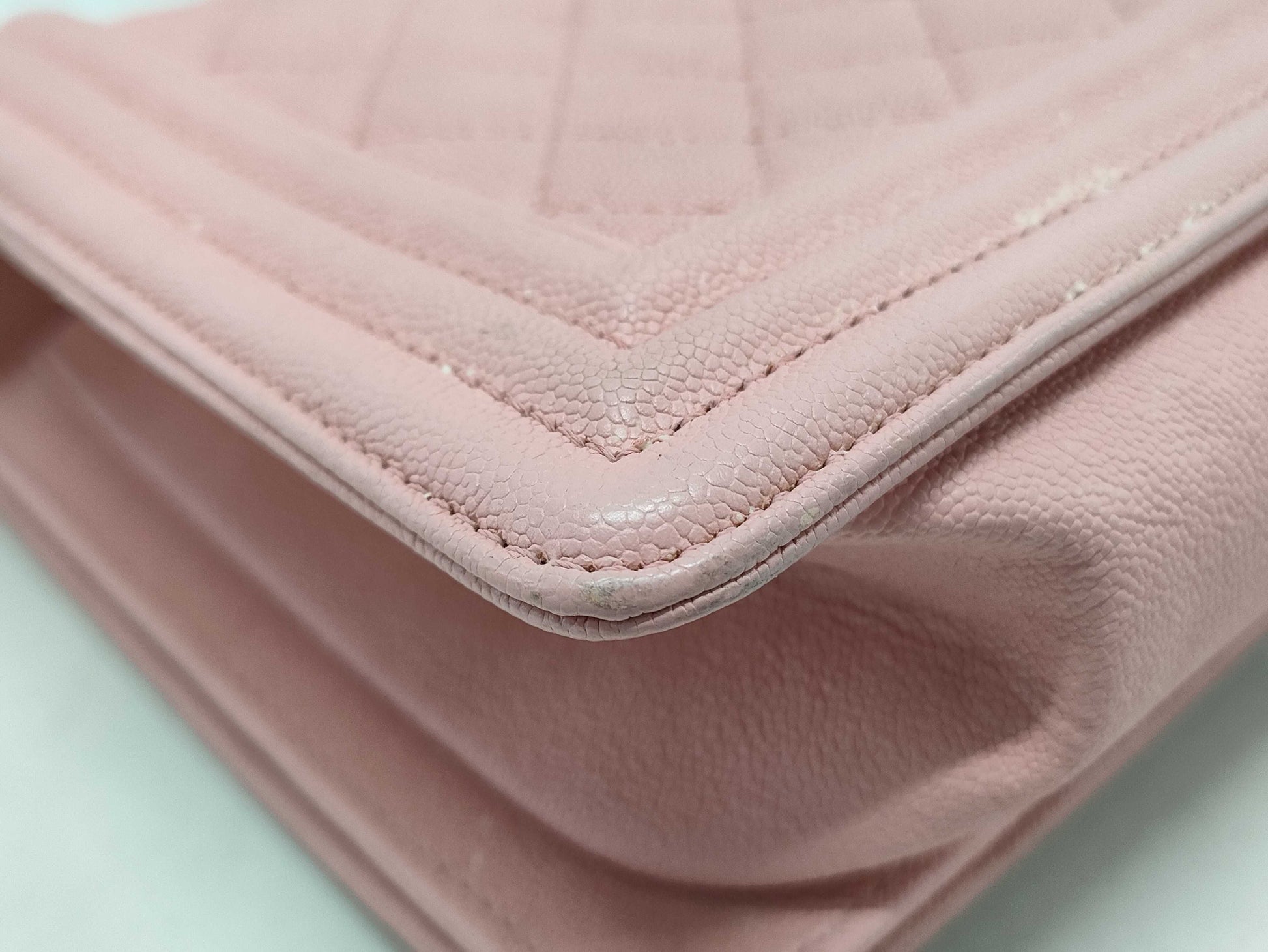 CHANEL Caviar Skin Boy Chanel Chain Shoulder Bag Caviar Skin Pink Shoulder Bag