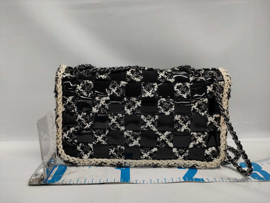 CHANEL Patent Tweed Single Flap Chain Shoulder Bag in Black