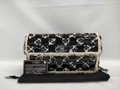 CHANEL Patent Tweed Single Flap Chain Shoulder Bag in Black