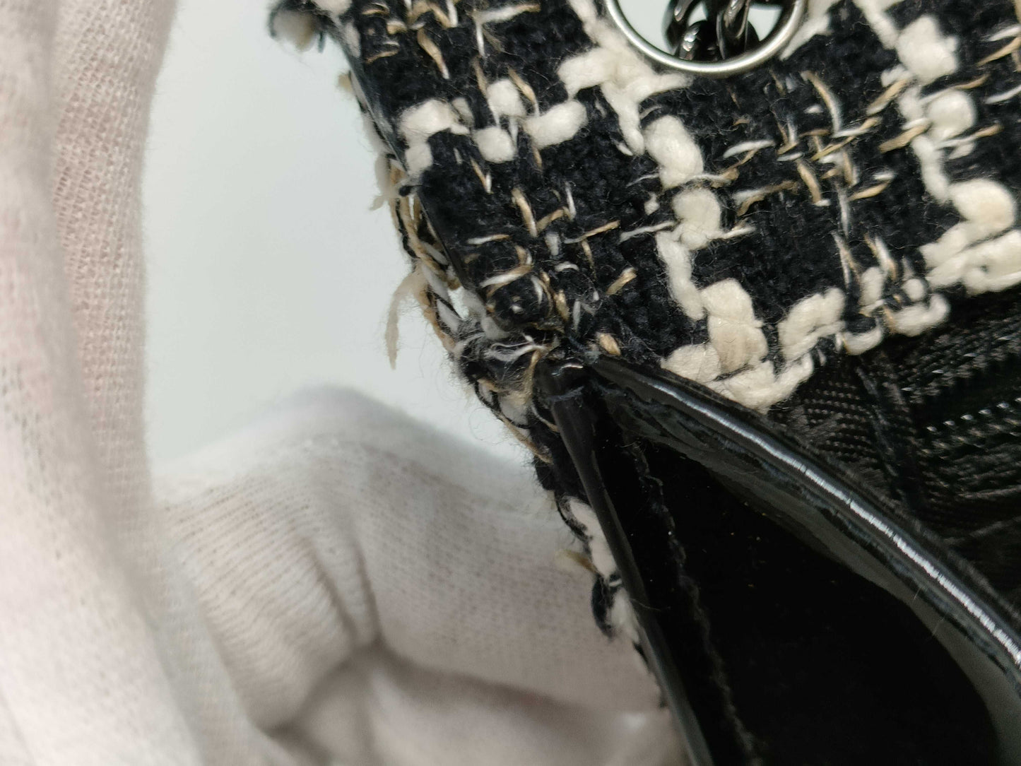 CHANEL Patent Tweed Single Flap Chain Shoulder Bag in Black