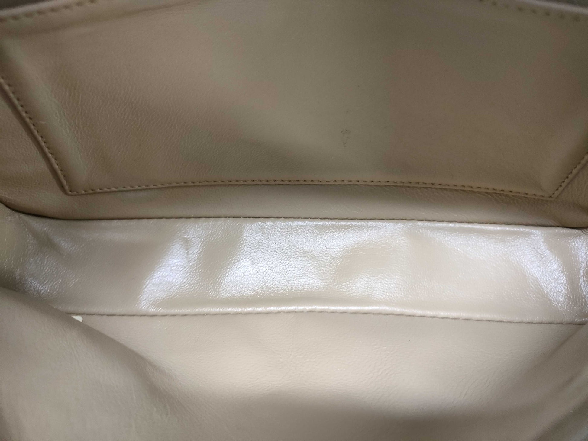 CHANEL Matelasse Shoulder Bag