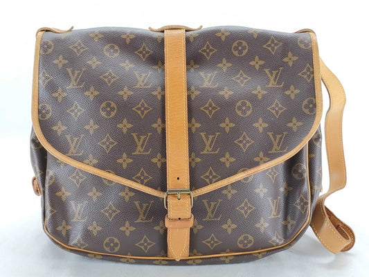 LOUIS VUITTON M42254 Monogram Louis Vuitton Saumur 35 Shoulder Bag