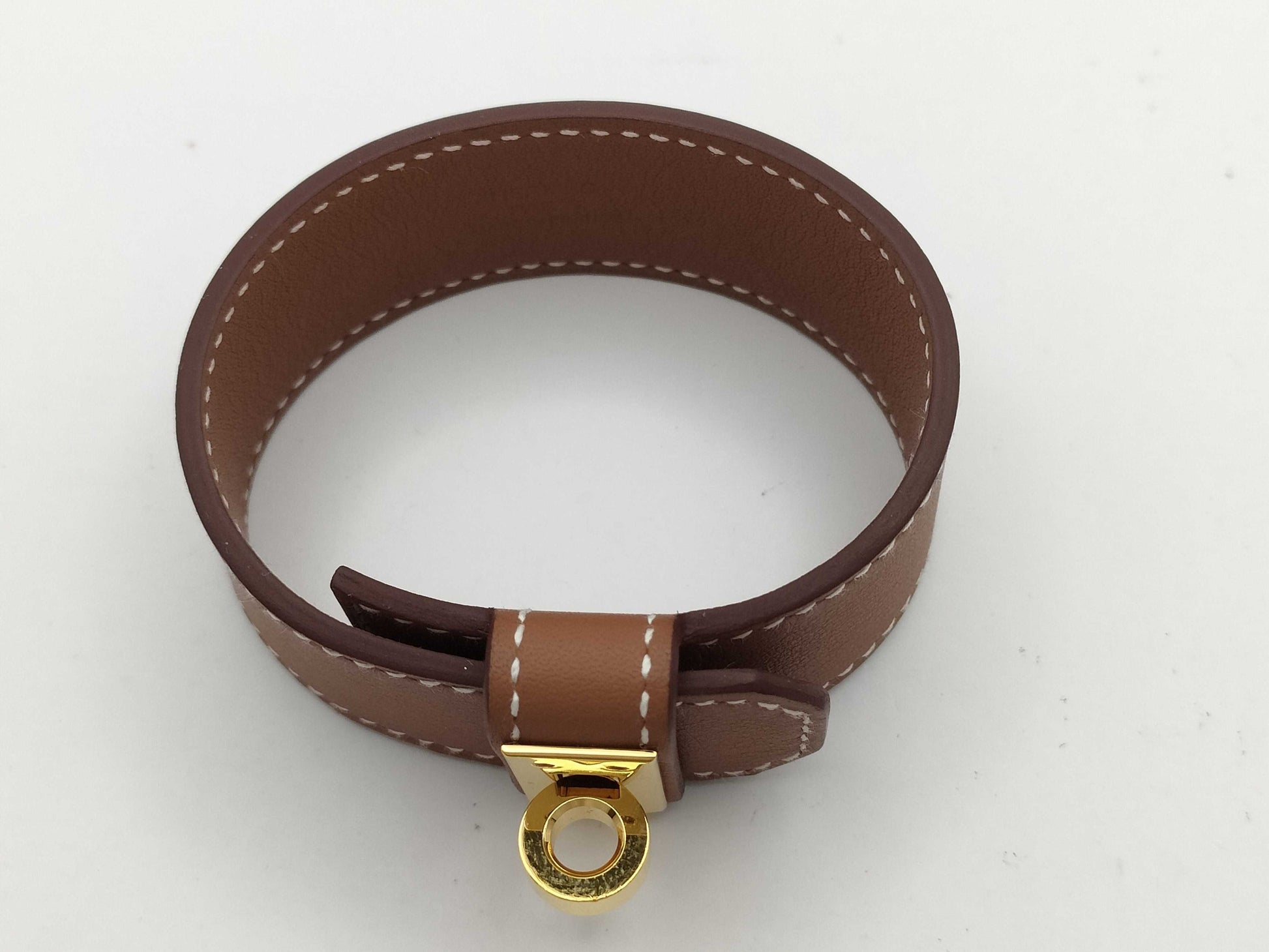 HERMES Kelly Twist PM Swift Gold U-Stamped Bracelet/Bangle
