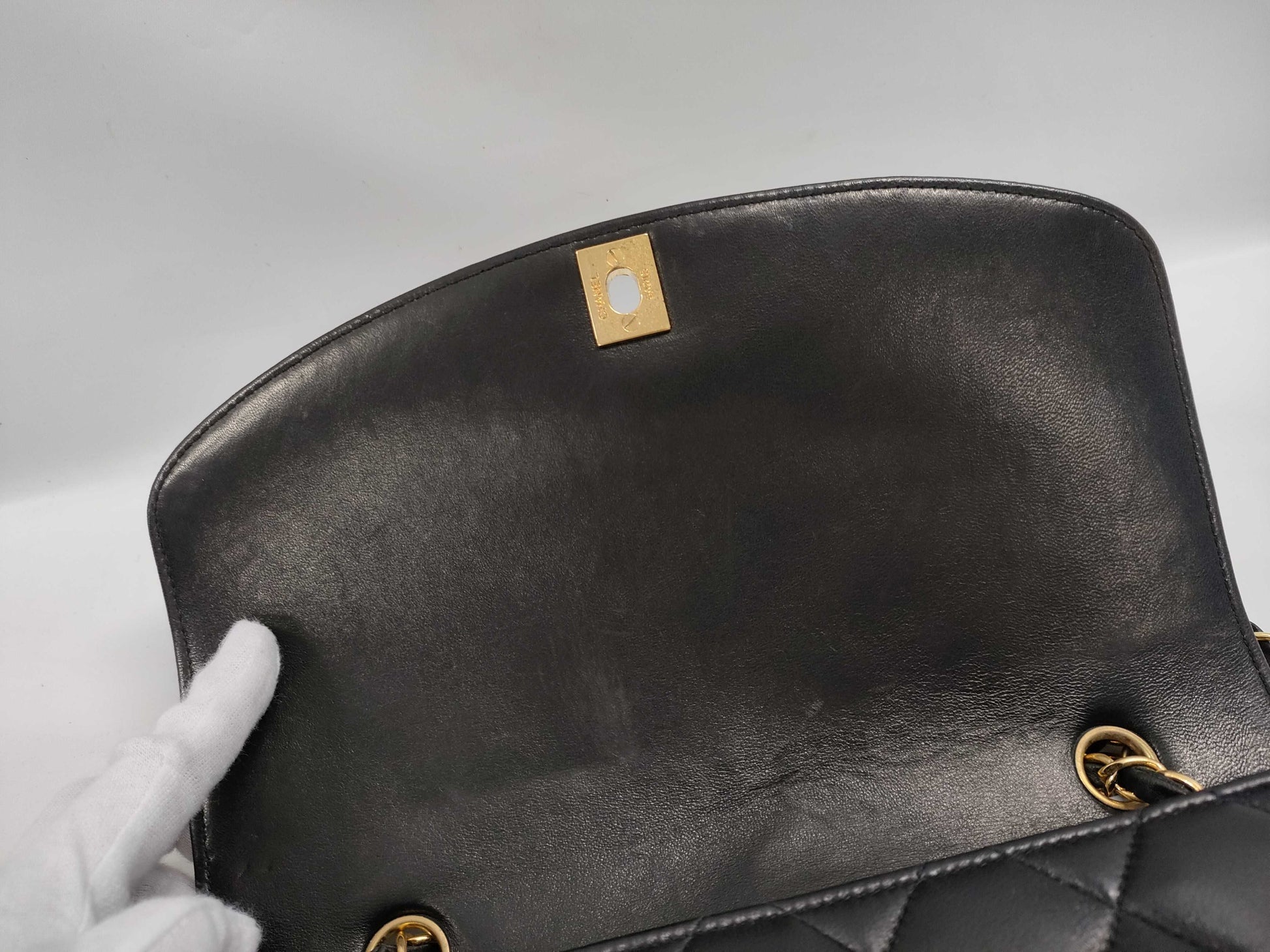 CHANEL Lambskin Matelasse Diana Flap Chain Shoulder Bag