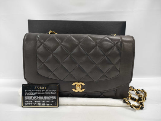 CHANEL Lambskin Matelasse Diana Flap Chain Shoulder Bag