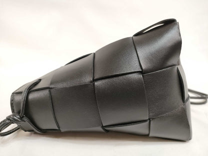 BOTTEGA VENETA Intrecciato Bottega Veneta Maxi Intrecciato Cassette Mini Crossbody Bag Shoulder Bag Black