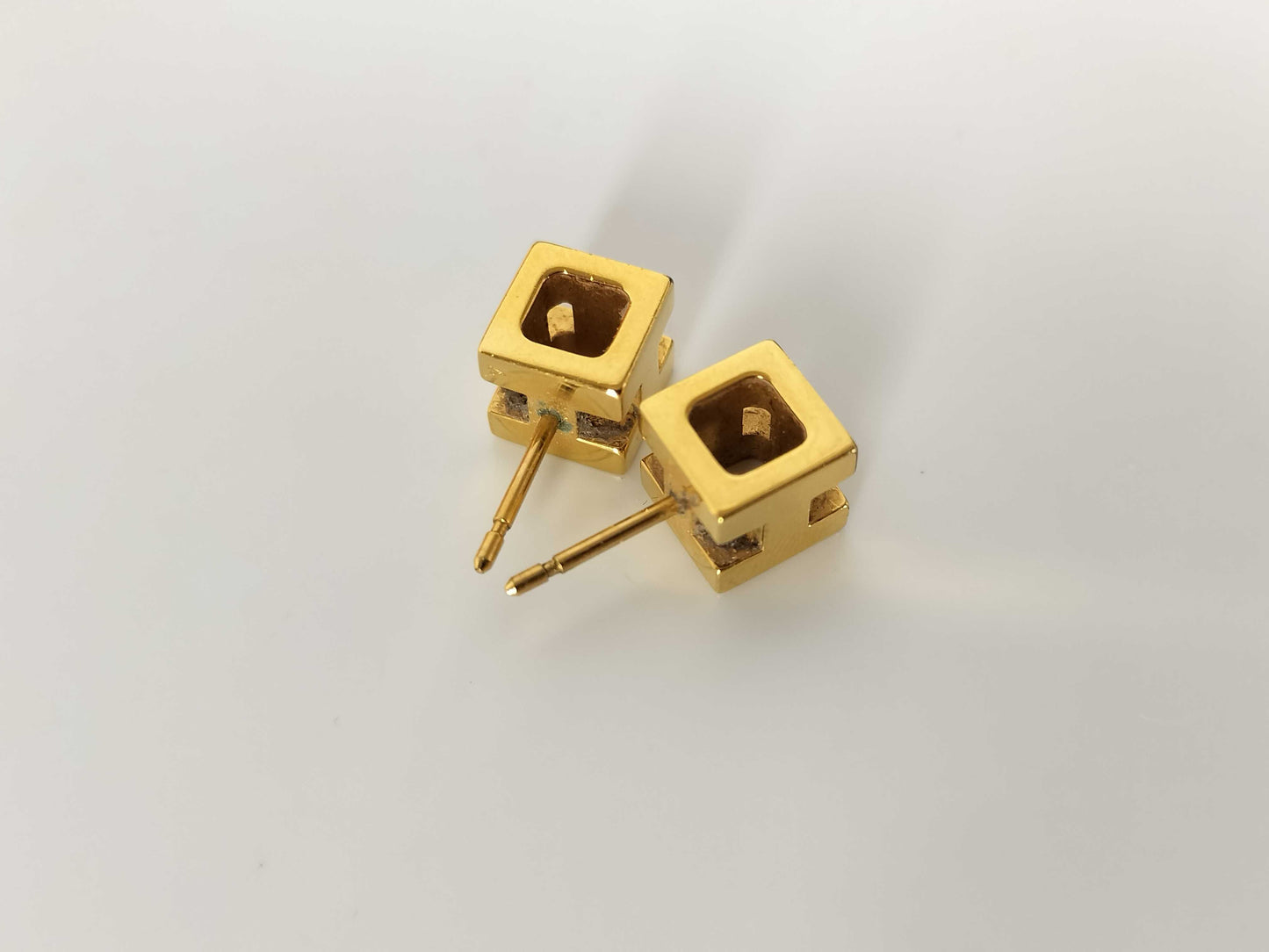 HERMES CAGE DE H H Cube Earrings