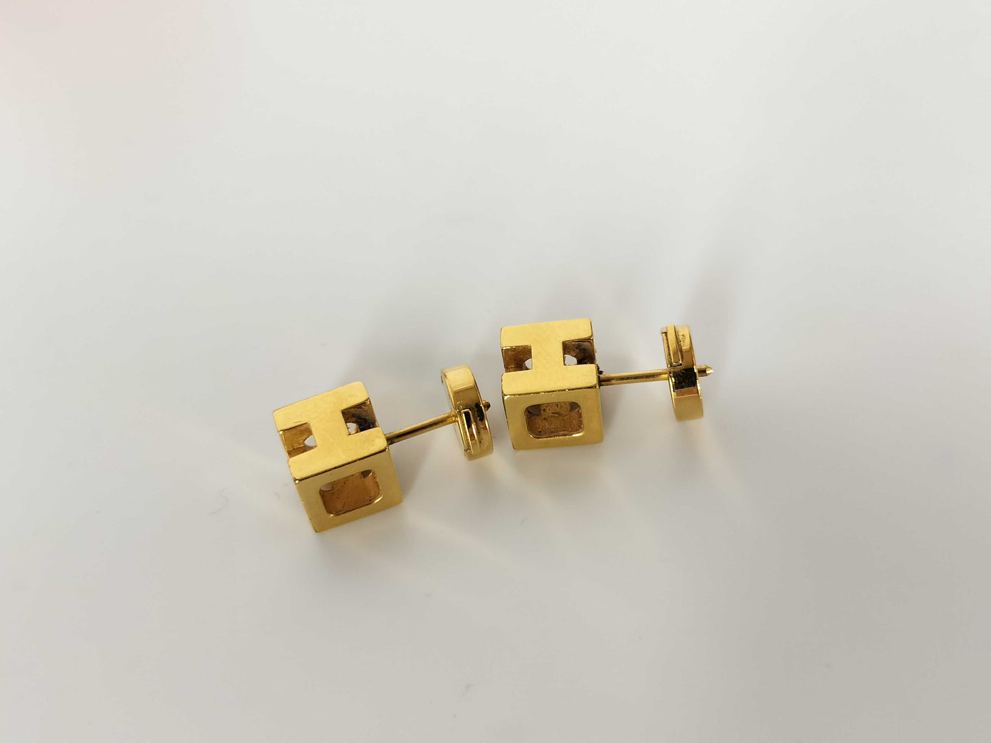 HERMES CAGE DE H H Cube Earrings