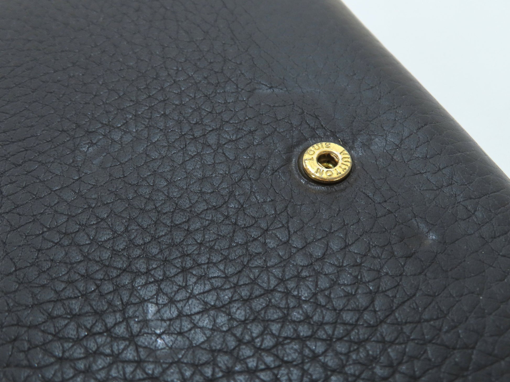 LOUIS VUITTON Taurillon Capucines Portefeuille M61248 Black Wallet