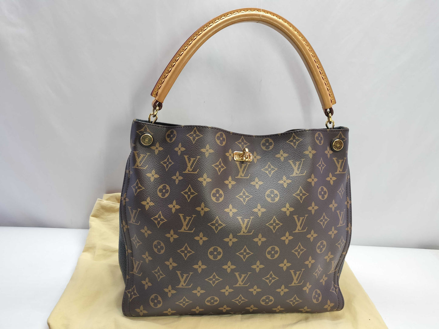 LOUIS VUITTON Monogram Gaia Shoulder Bag M41621