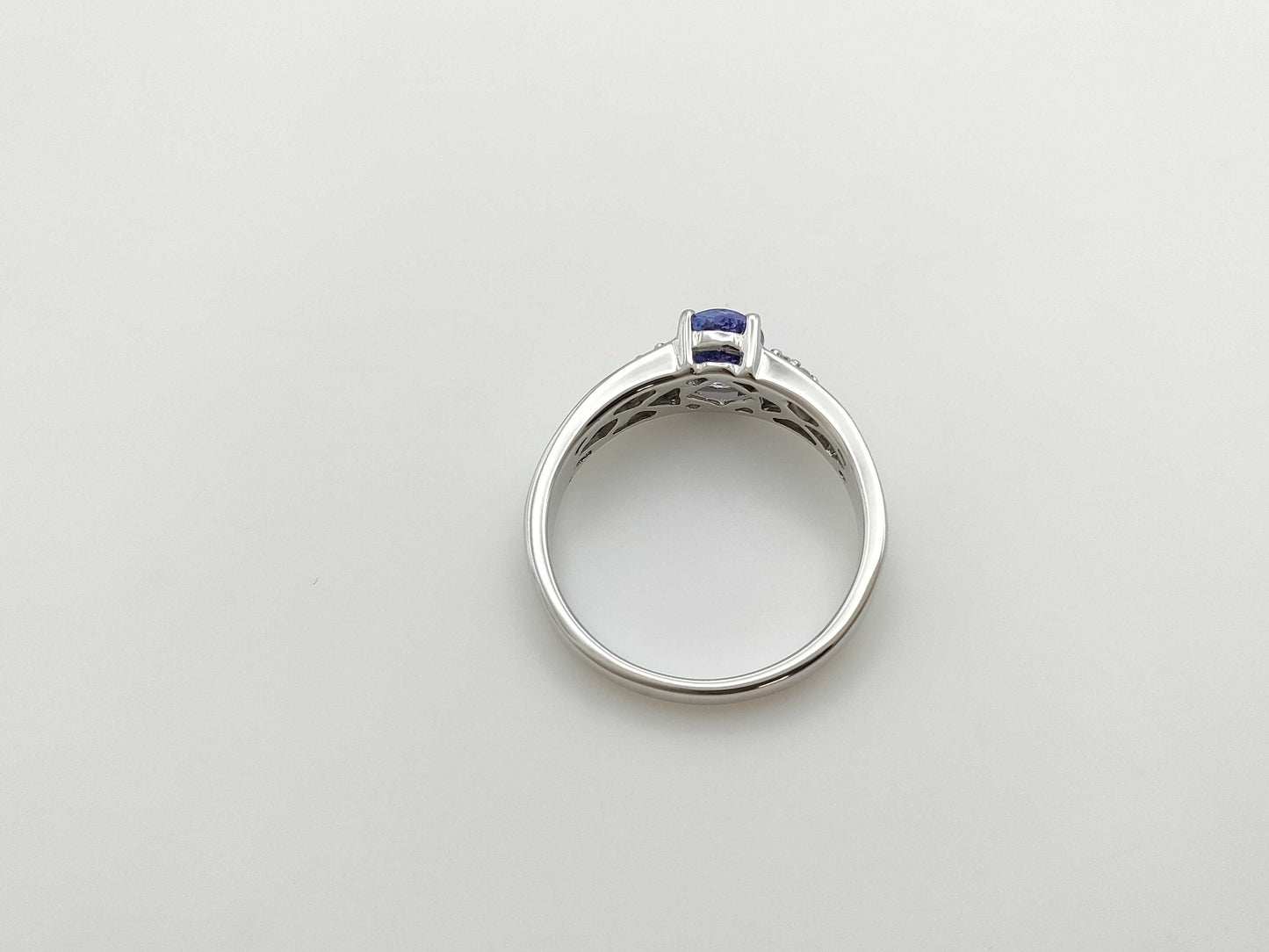 Tanzanite Diamond 18K 3.5g Ring 