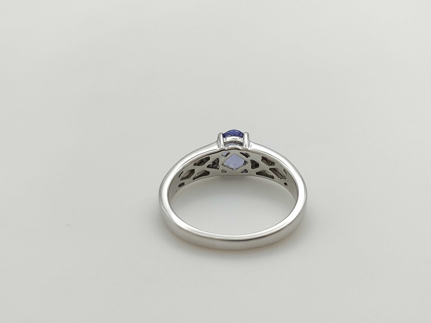Tanzanite Diamond 18K 3.5g Ring 