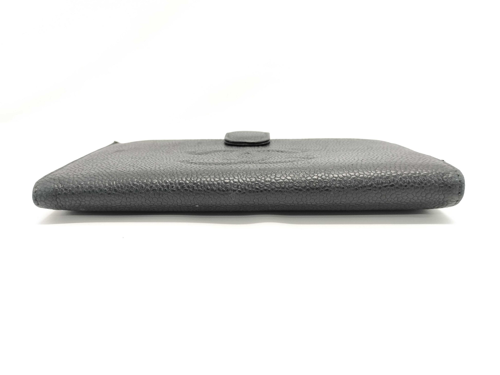 CHANEL Caviar Leather Bifold Wallet
