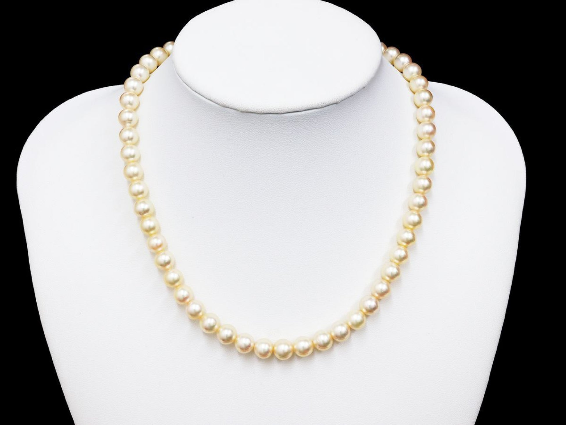TASAKI Akoya Pearl Necklace, Diameter 7.6mm-8.0mm, Sterling Silver, 36.1g 