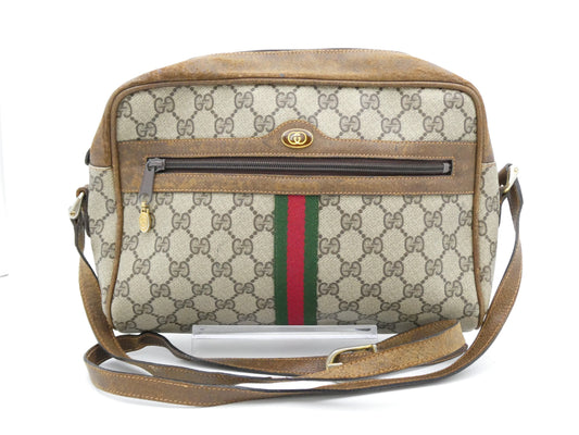 GUCCI Sherry GG Supreme Shoulder Bag