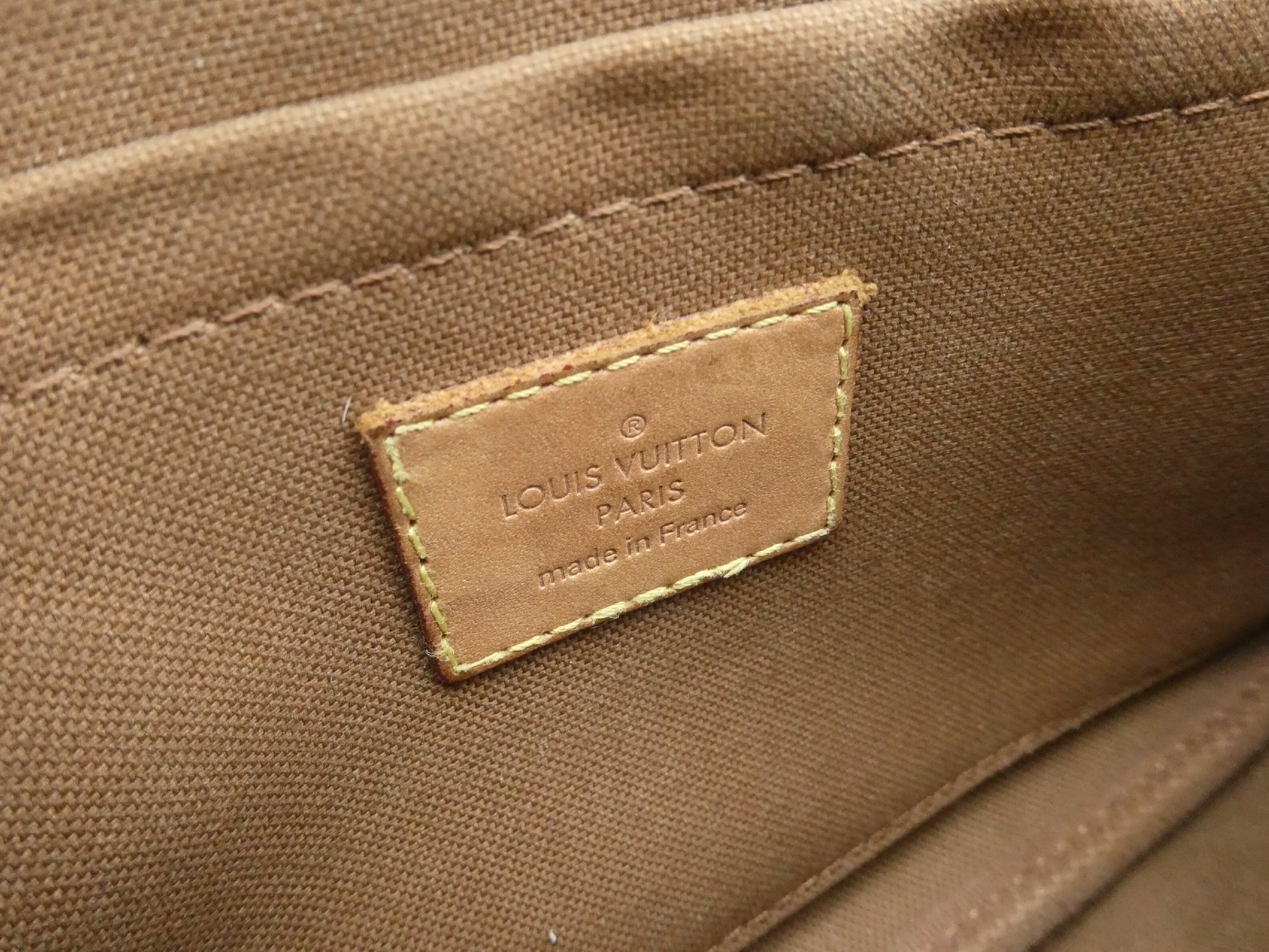 LOUIS VUITTON Monogram Multi Accessoires Shoulder Bag