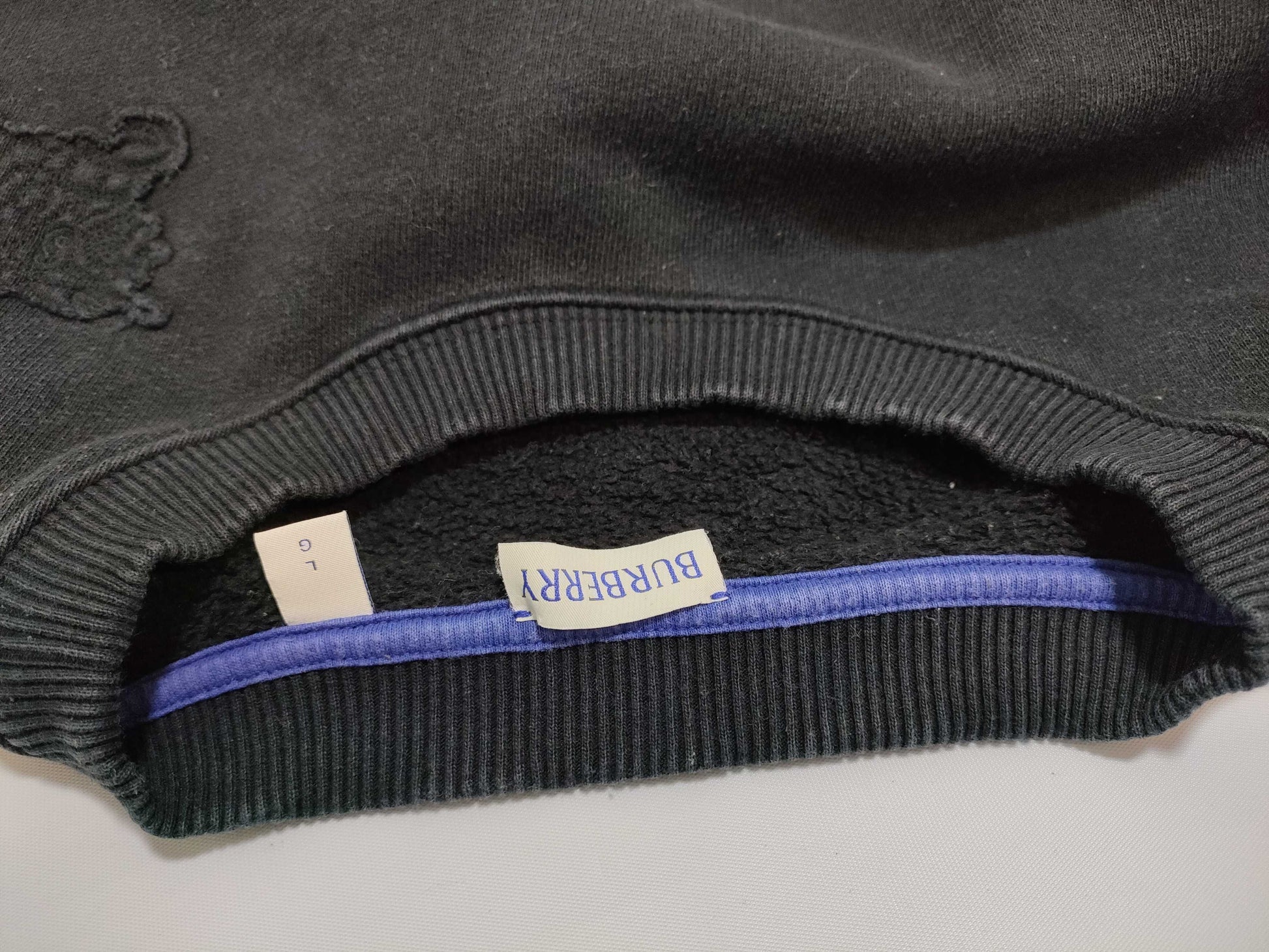 BURBERRY Horse Logo Sweatshirt Top