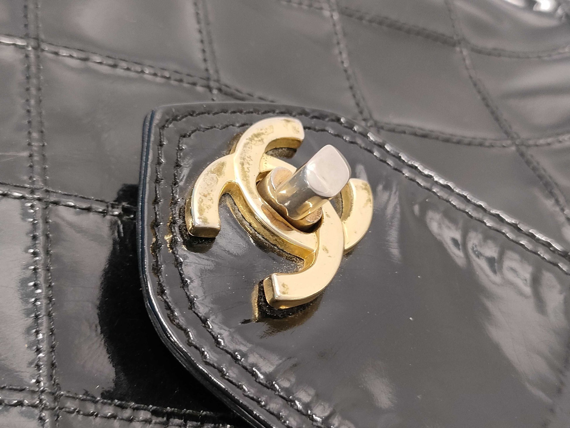 CHANEL Patent Bicolor Shoulder Bag