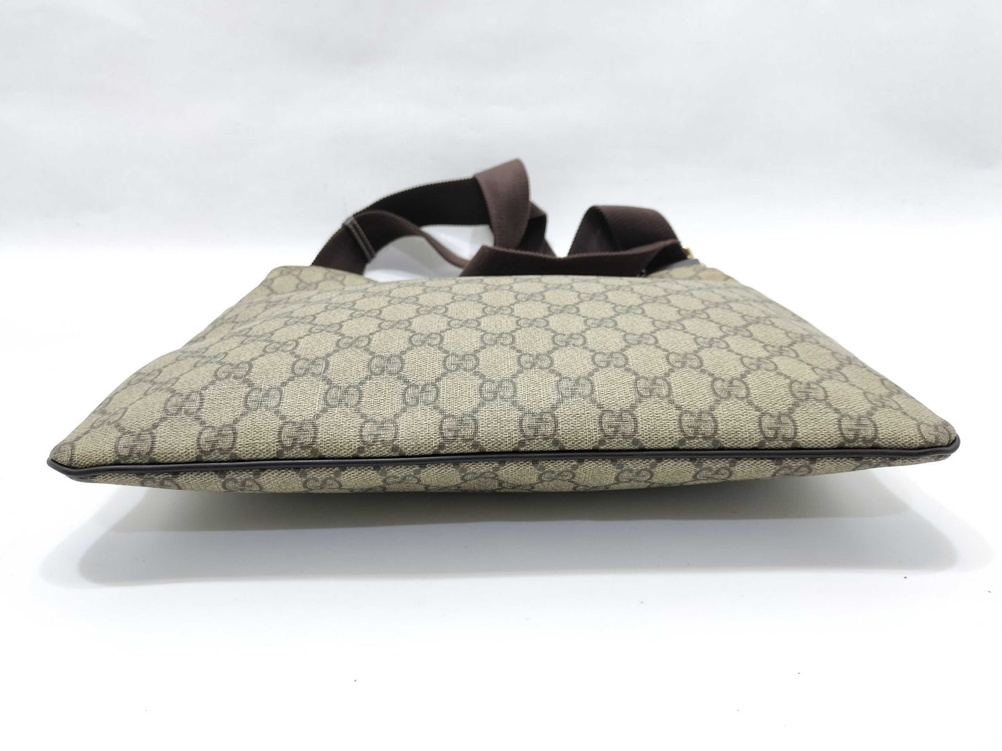 GUCCI GG Supreme Shoulder Bag