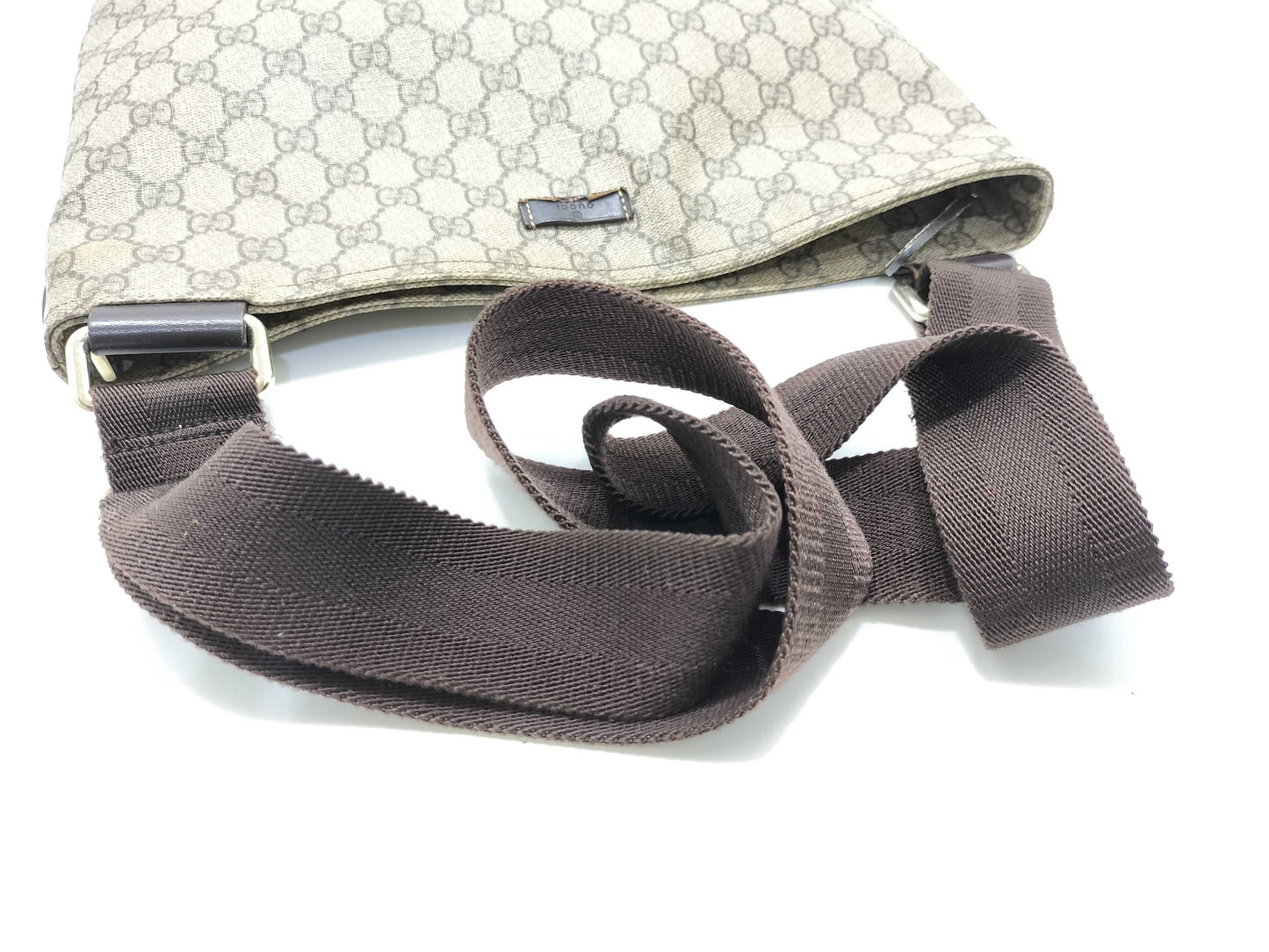 GUCCI GG Supreme Shoulder Bag