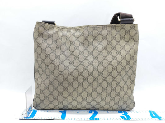 GUCCI GG Supreme Shoulder Bag