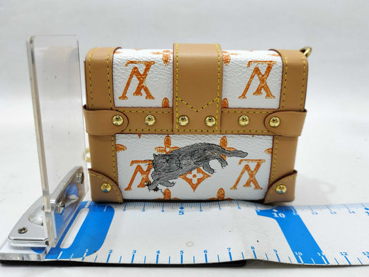 LOUIS VUITTON Monogram Louis Vuitton Trunk Catgram Transformed Pouch