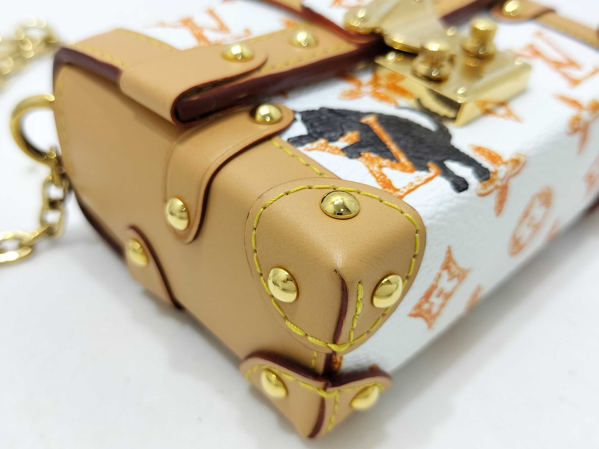 LOUIS VUITTON Monogram Louis Vuitton Trunk Catgram Transformed Pouch