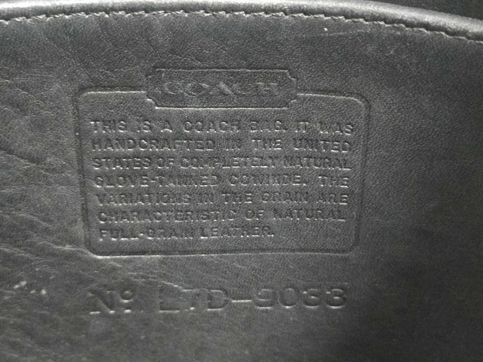 COACH Old Coach Leather One-Shoulder Bag 9033