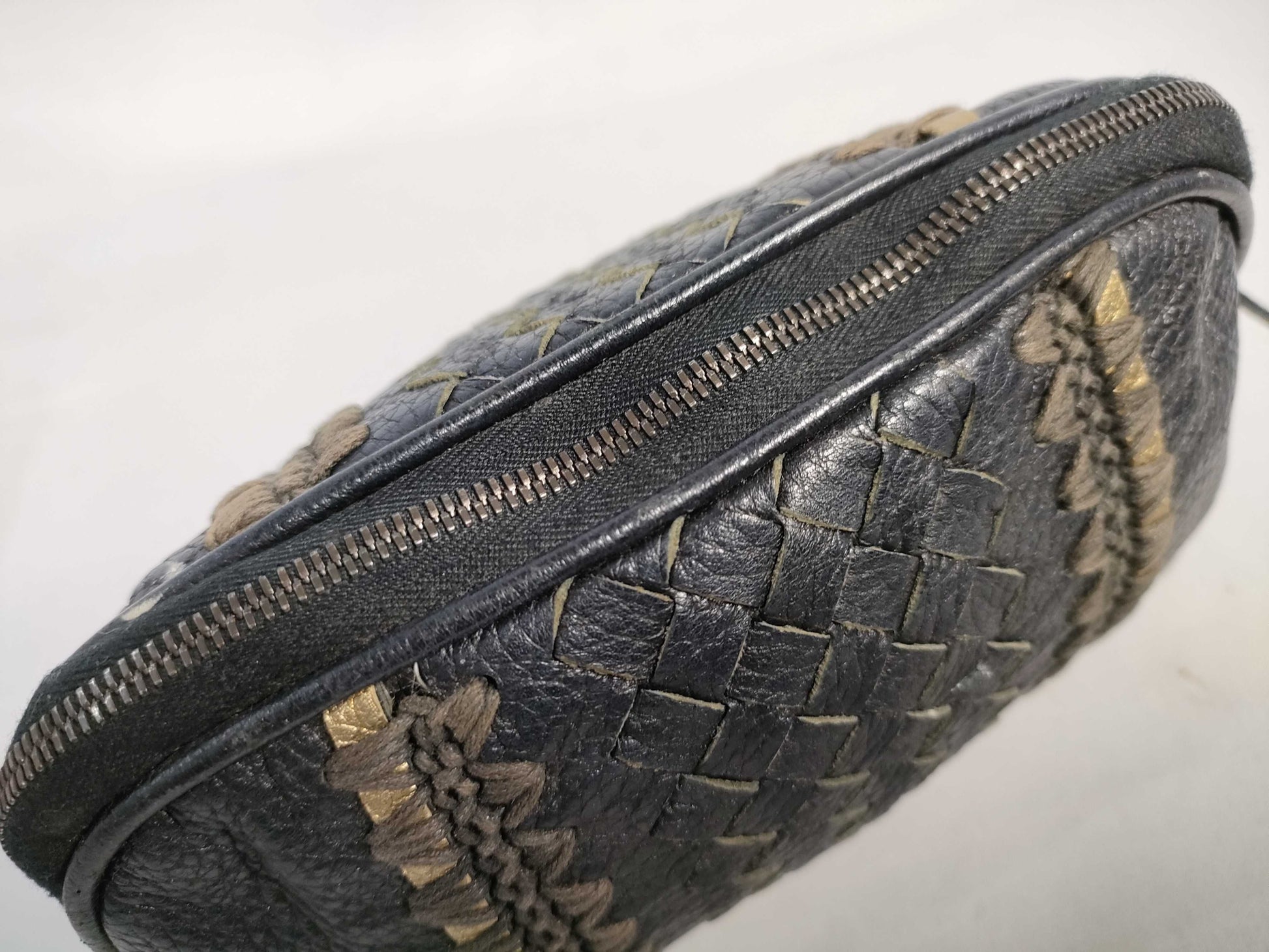 BOTTEGA VENETA Intrecciato Bottega Veneta Pouch Intrecciato Pouch