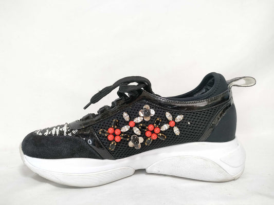 LOUIS VUITTON LOUIS VUITTON Monogram Beaded Sneakers Sneakers