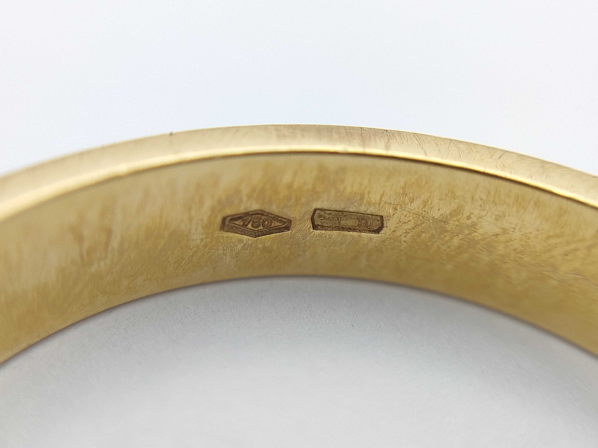 GUCCI Logo #19 YG 750 4.7g Ring 