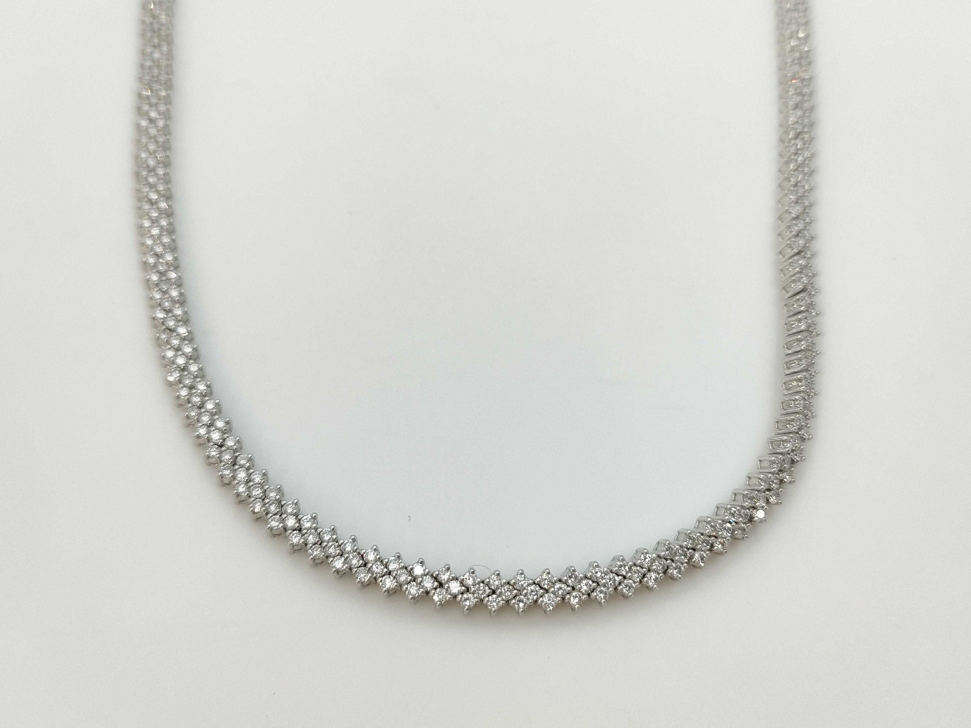 D5.00ct PT900 28.0g Necklace 