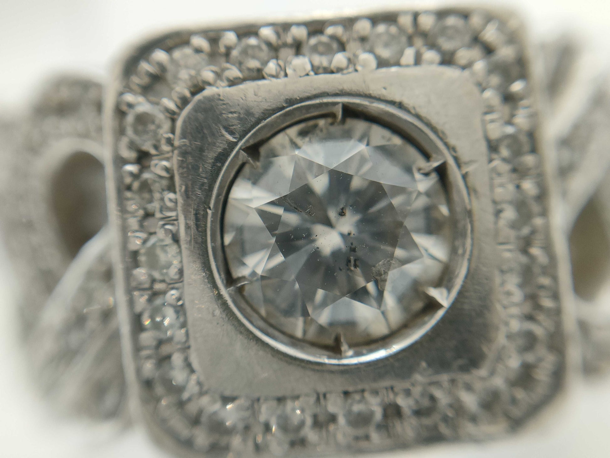 D1.024/0.74ct PT900 37.9g ​​Ring 
