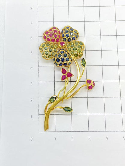 Ruby, Blue Sapphire, Green Sapphire, 18K Gold, 6.1g Brooch 
