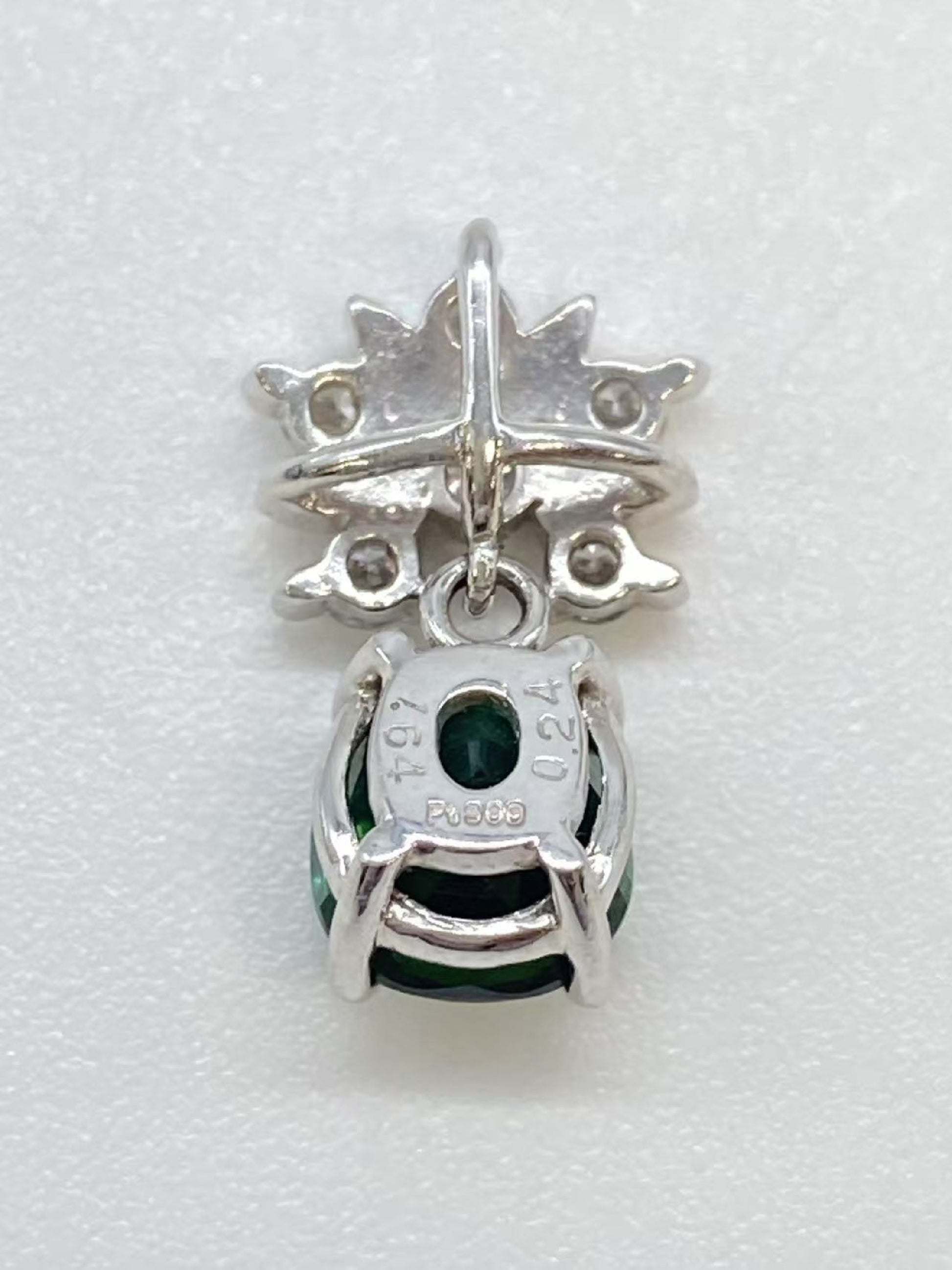 TL 1.64ct D 0.24ct Pt900 2.5g Pendant Top 
