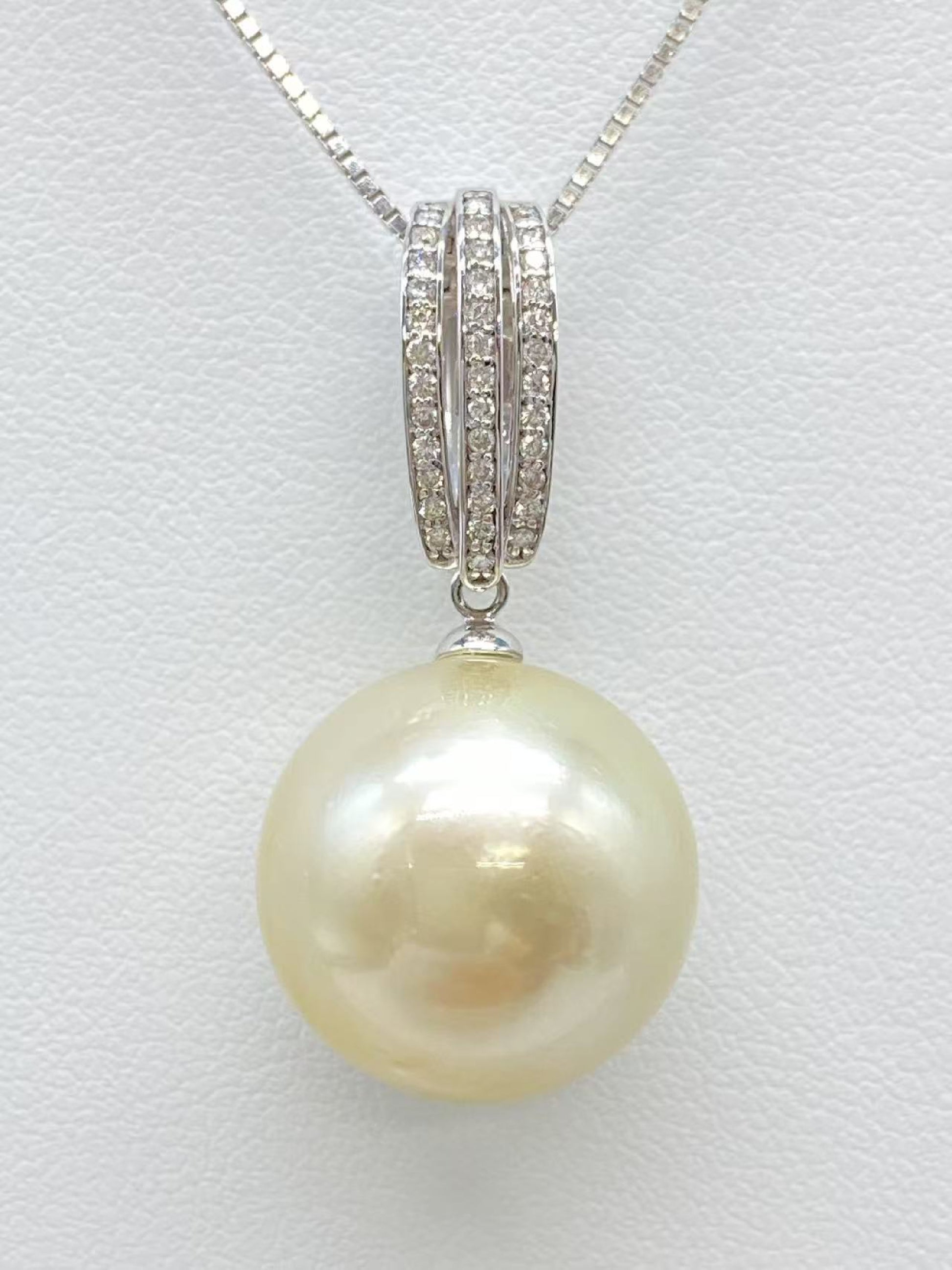 Pearl 16.7mm D0.18ct K18WG 12.1g Necklace 