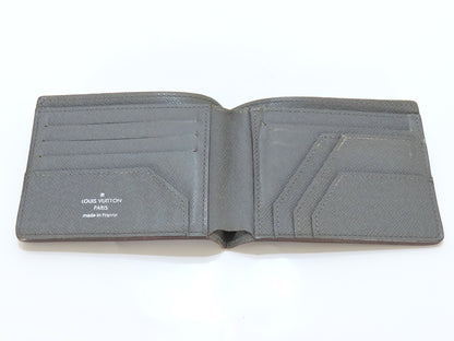 LOUIS VUITTON LV Taiga Portefeuille Compact M32642 SP0160 Billfold
