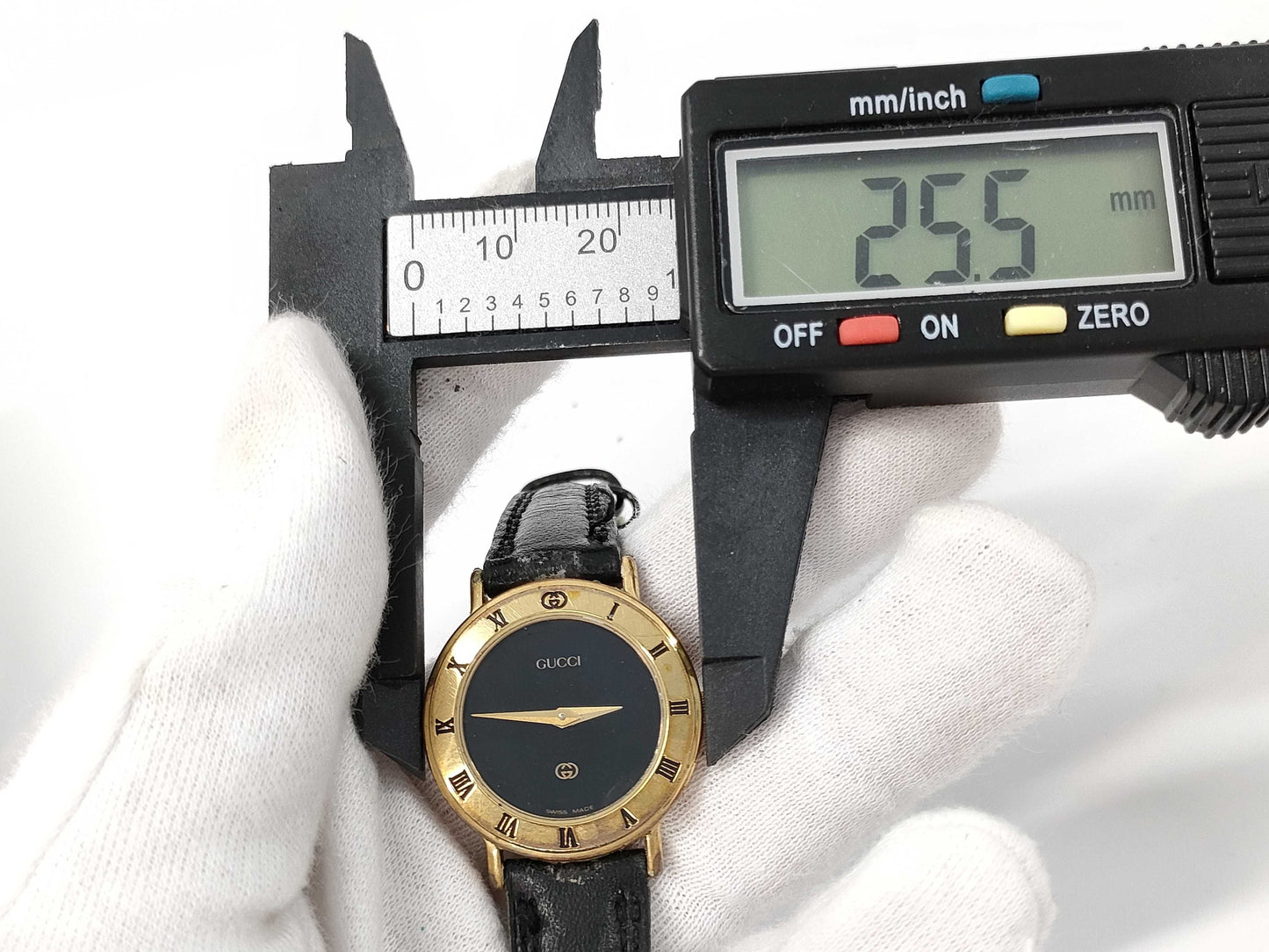 GUCCI 3000L 0156683 Quartz Black Dial Women's Watch 